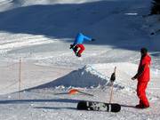 Kicker in the children's ski paradise La Nars