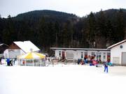 During the day, you usually only see the garage doors of the piste bashers.