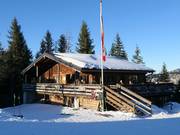 Hubertushütte in the middle of the ski area
