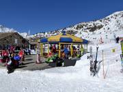 Umbrella bar Hohsi-Bar at Kreuzboden