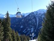 Sustainable 10-seater gondola lift Dias