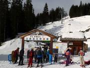 Prés - 4pers. Chairlift (fixed-grip)