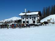 Mountain hotel and restaurant Orso Bianco