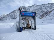 Gletscherband (Förderband Rettenbachgletscher) - People mover/Moving Carpet with cover