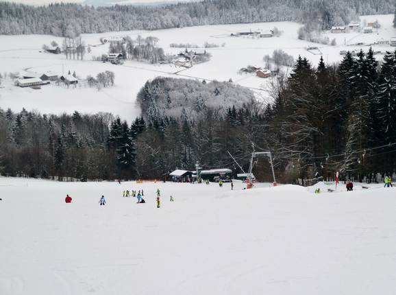 The wide slope at the Greising ski lift