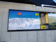 Current information with piste map at the mid-station of the Spieljochbahn
