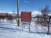 Slope signage in the Hemavan ski area