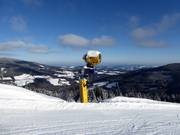 High-performance snow cannons in the Mönichkirchen/Mariensee ski resort
