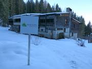 Haus Gufl in the middle of the ski area
