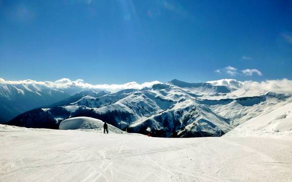 Biggest height difference in the Arrondissement of Nice – ski resort Auron (Saint-Etienne-de-Tinée)