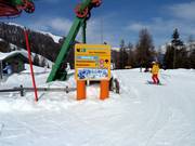 Slope signage in the ski area