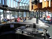 Après-ski tip Umbrella Bar