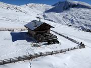 The entire hut can be rented