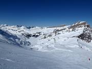 View from Jochstock to Engstlenalp