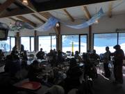 Après-ski at 308 in Hanazono Resort