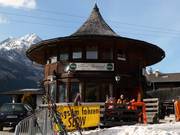 Après-ski hotel Goldried at the end of the valley run to Matrei