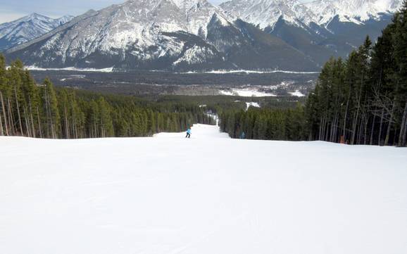Slope offering Kananaskis Country – Slope offering Nakiska