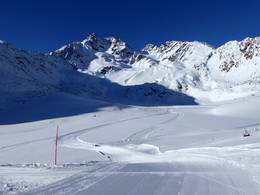 Val Senales Glacier (Schnalstaler Gletscher)