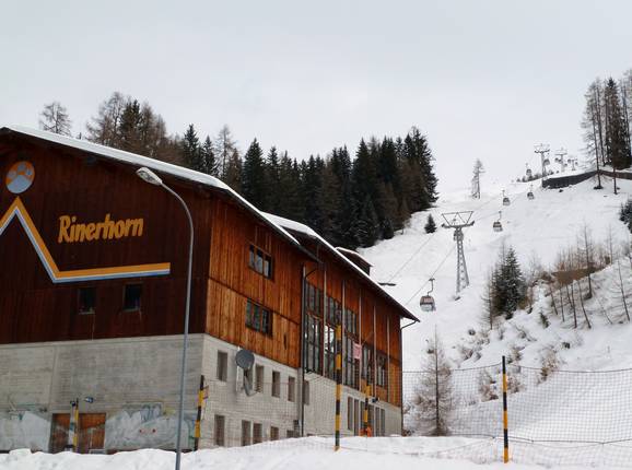 Rinerhornbahn (Glaris-Jatzmeder) - 6pers. Gondola lift (monocable circulating ropeway)