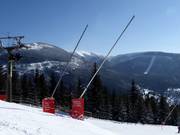 Snowmaking with lances in the Spindlermühle ski area