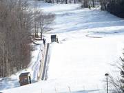 Practice slope with Learn to Carpet at the Snowshed Lodge
