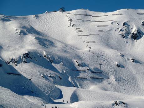 Ski resorts for advanced skiers and freeriding Fügen-Kaltenbach – Advanced skiers, freeriders Kaltenbach – Hochzillertal/Hochfügen (SKi-optimal)