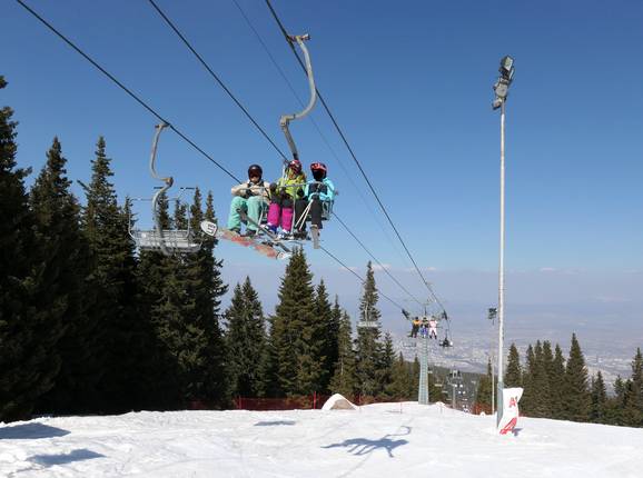 B. Laleto 1 - 3pers. Chairlift (fixed-grip)