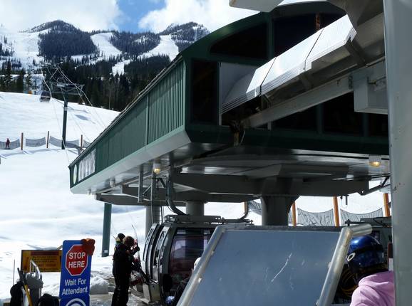 Golden Eagle Express Gondola