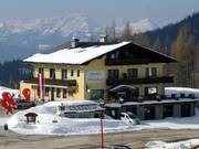 Restaurant at the Gasthof Hunerkogel at the valley station of the Dachstein cable car