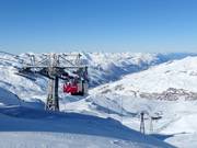 Funitel Thorens - 40pers. Funitel - wind stable gondola lift with two parallel haul ropes at a distance