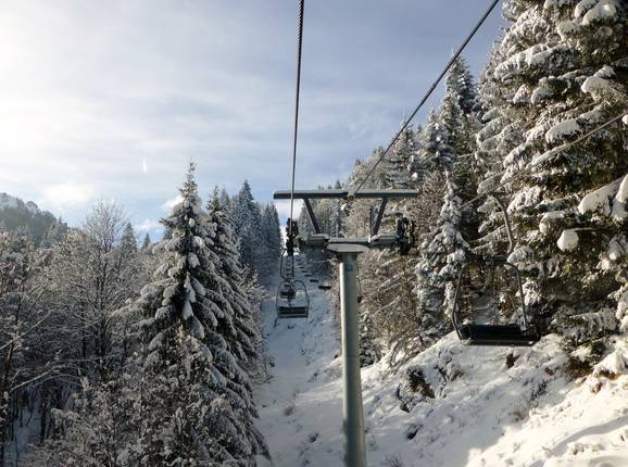 Kolbensesselbahn - 2pers. Chairlift (fixed-grip)