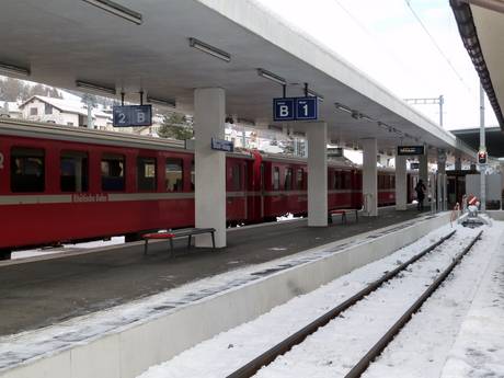 Engadine (Engadin): access to ski resorts and parking at ski resorts – Access, Parking Scuol – Motta Naluns