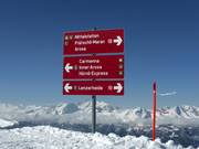 Only the panorama distracts from the signpost
