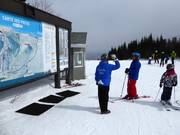 If you have any questions, guides are available in the ski area.