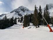 Snow lances in the Brévent-Flégère ski area