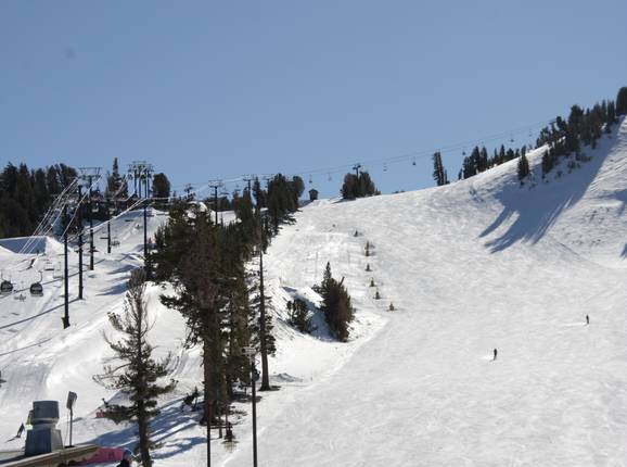 Bradway downhill run to the Main Lodge