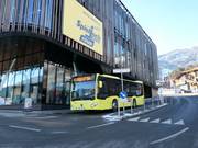 Ski bus at the valley station of the Spieljochbahn in Fügen