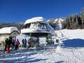 Ski lifts Sun Peaks