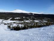 North side with a view of the 1131 m high Städjan