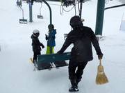 Assistance when boarding the chairlift