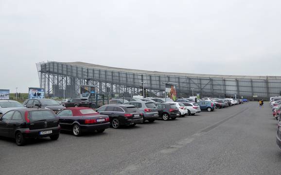 Düsseldorf: access to ski resorts and parking at ski resorts – Access, Parking SnowWorld Neuss