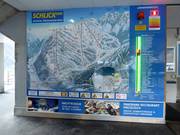 Information board at the valley station of the Kreuzjochbahn with current lift and slope data