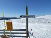 Slope signage in the Dundret Lapland ski area