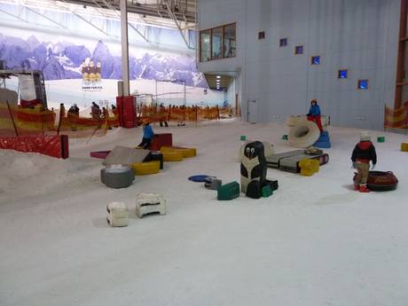 Family ski resorts North West England – Families and children The Snow Centre Manchester
