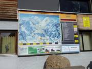 Slope map with current operating information at the Hörnerbahn valley station