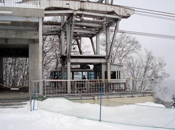 MR. Mitsumata Ropeway - 121pers. Aerial tramway/Reversible ropeway