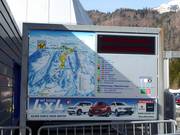 Information board with slope map at the valley station