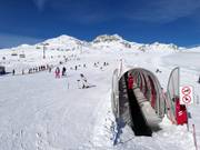 Nalunsin children's area and easy slopes