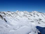 View from the Schaufelspitze to the Eisjochferner