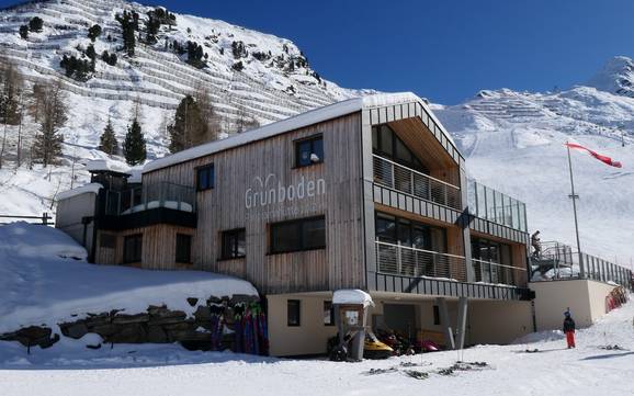 Huts, mountain restaurants  Passeier Valley (Passeiertal) – Mountain restaurants, huts Pfelders (Moos in Passeier)
